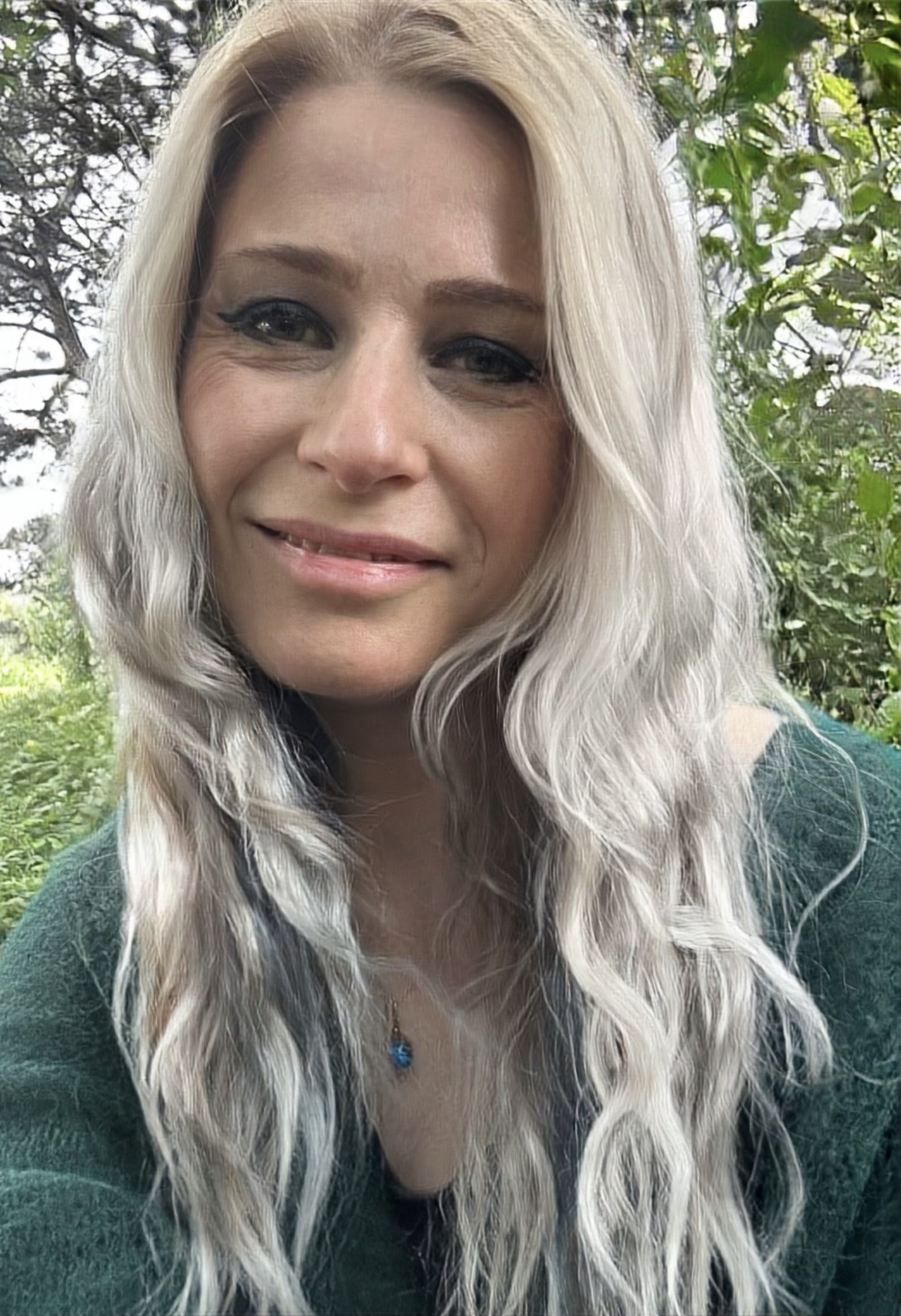 Portrait of Claire Bloxsom