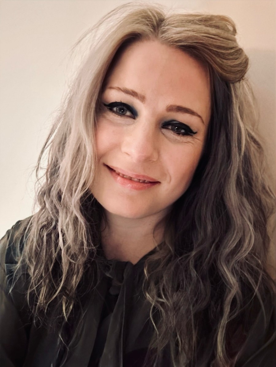 Portrait of Claire Bloxsom